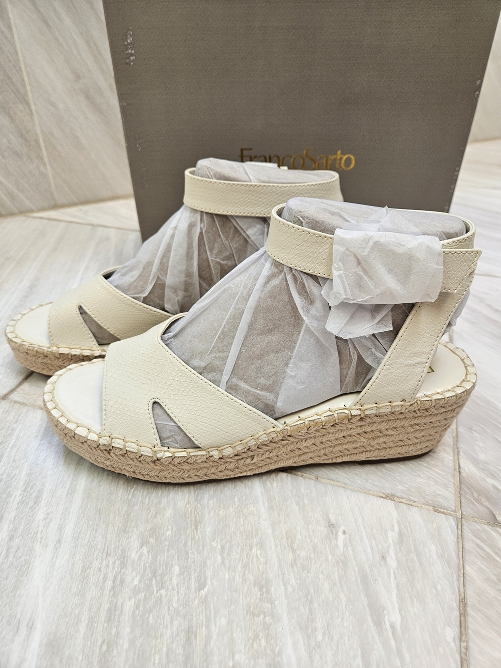 Franco Sarto Cream Espadrille Wedge Sandals with Ankle Strap Size 8...NW